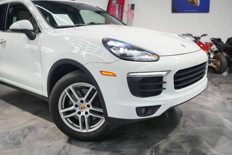 2016 Porsche Cayenne