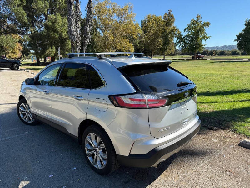 2019 Ford Edge Titanium