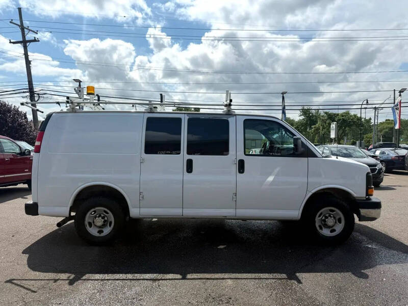 2011 Chevrolet Express 2500