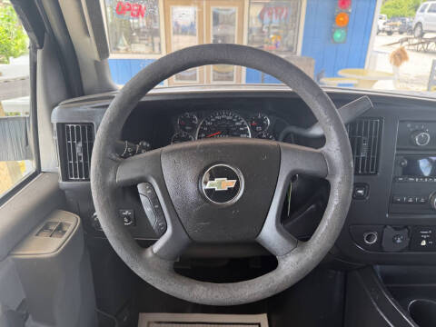 2017 Chevrolet Express 2500