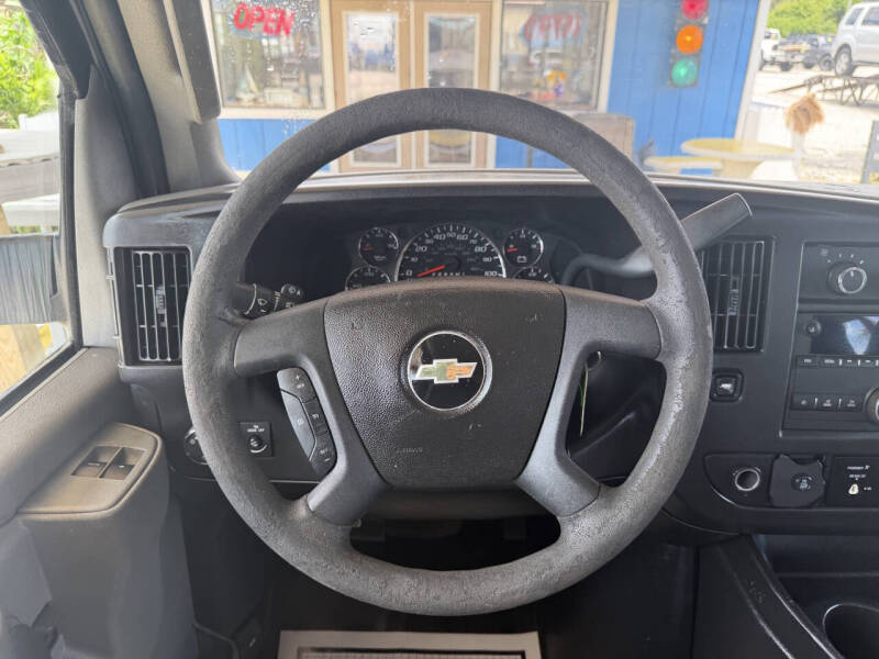 2017 Chevrolet Express 2500