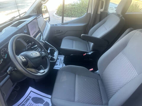 2025 Ford Transit