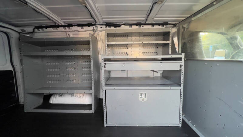 2021 Chevrolet Express 2500