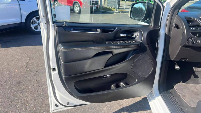 2016 Dodge Grand Caravan