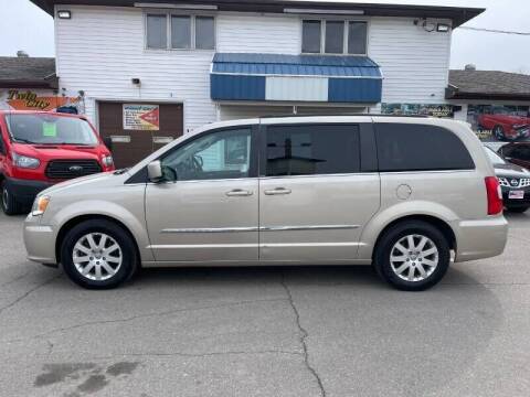 2014 Chrysler Town and Country for sale at Twin City Motors in Grand Forks ND