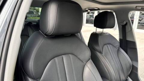 2017 Audi A4 2.0T quattro Prestige