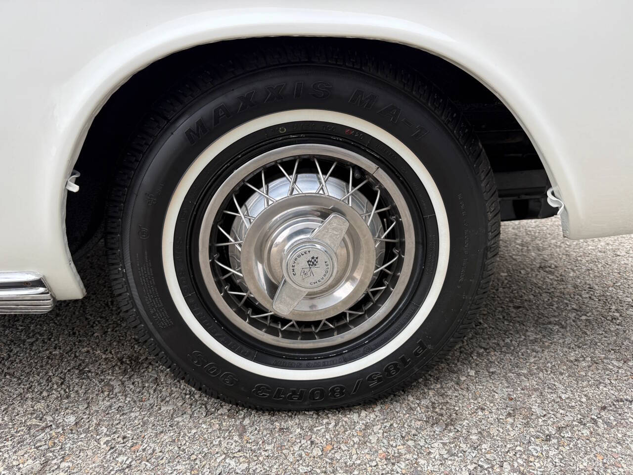 1963 Chevrolet Corvair 39