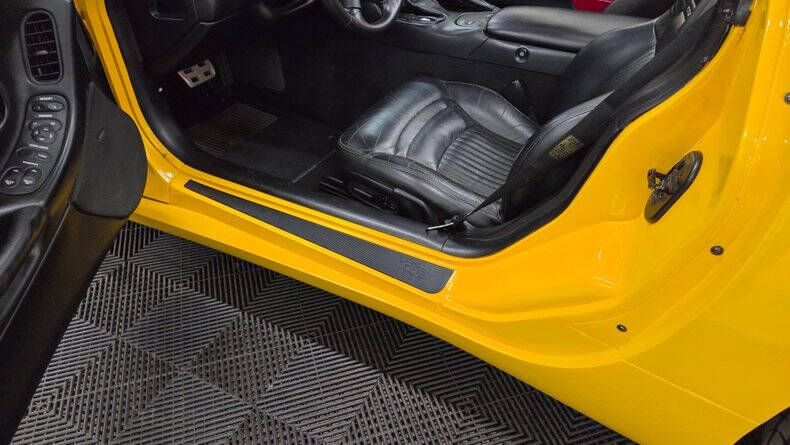 2004 Chevrolet Corvette