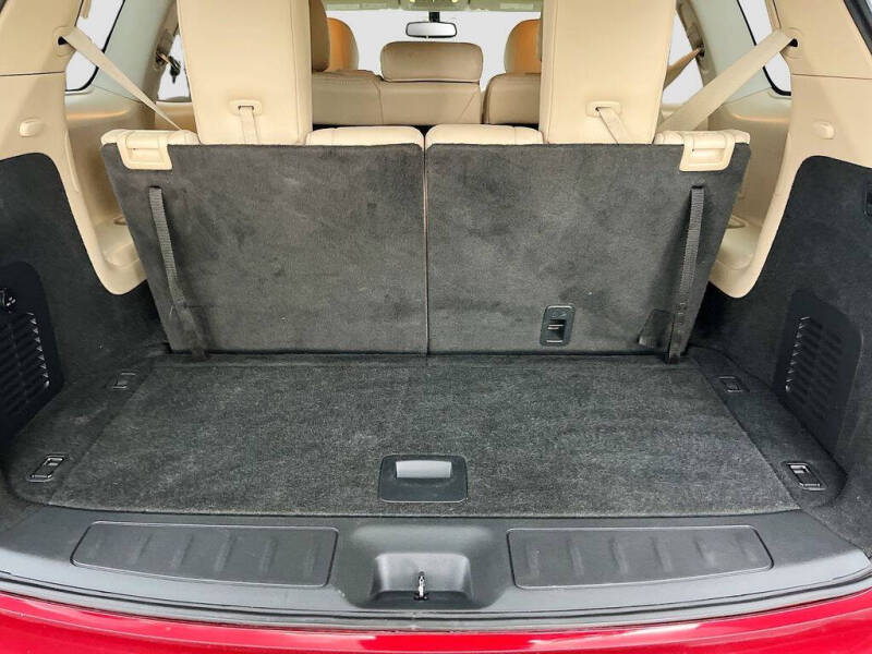 2019 Nissan Pathfinder SL