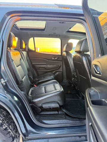 2019 GMC Acadia SLT-1