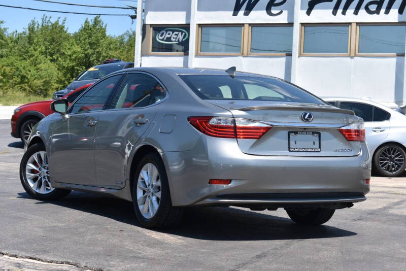 2015 Lexus ES 300h