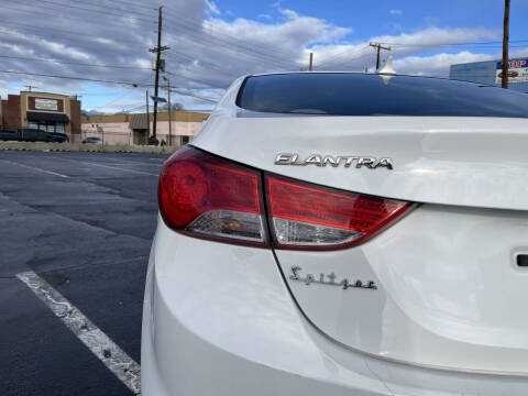 2012 Hyundai Elantra GLS