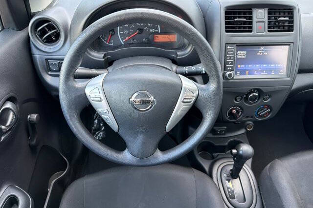 2019 Nissan Versa S Plus