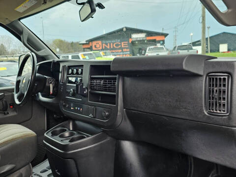 2021 Chevrolet Express 2500
