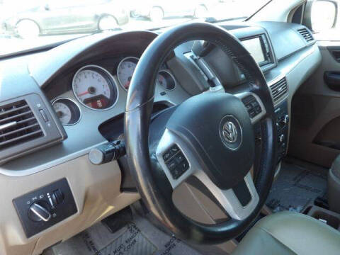 2012 Volkswagen Routan