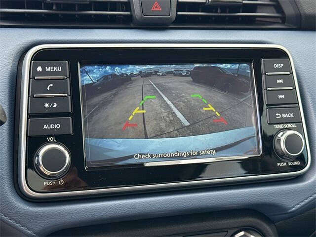 2025 Nissan Versa SV