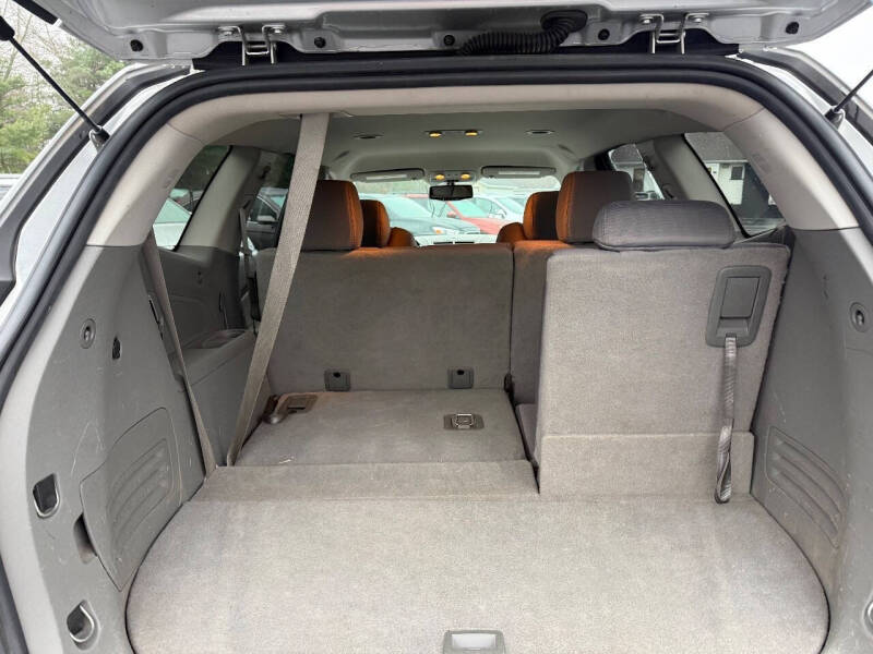 2011 Chevrolet Traverse LT