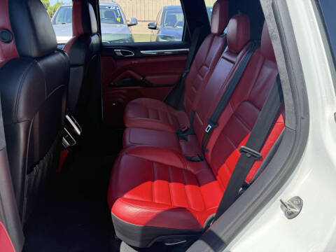 2018 Porsche Cayenne GTS