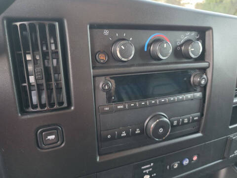 2022 Chevrolet Express 2500