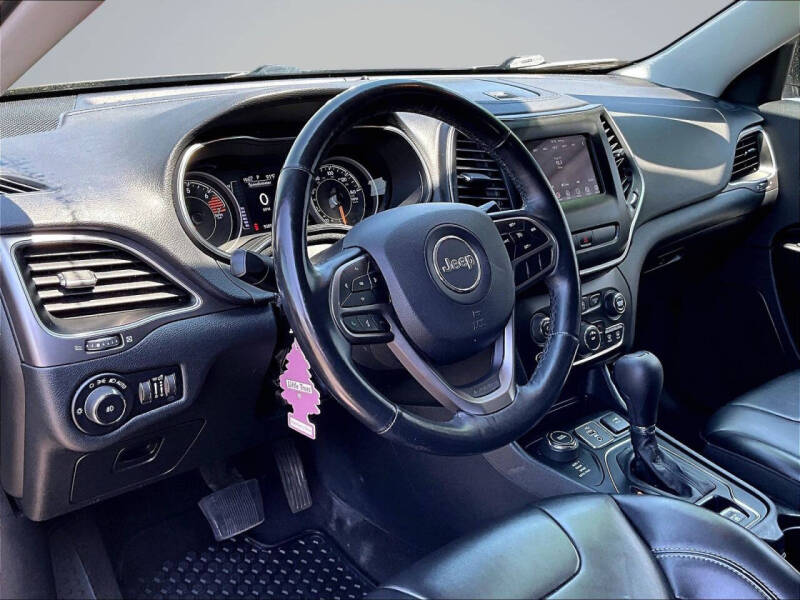 2019 Jeep Cherokee