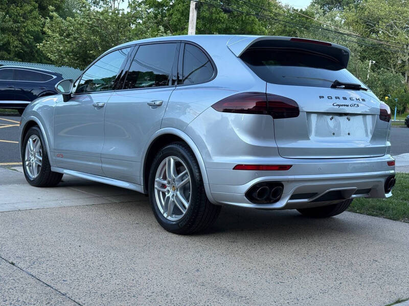 2017 Porsche Cayenne GTS