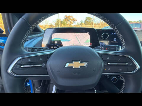 2025 Chevrolet Equinox EV LT 2