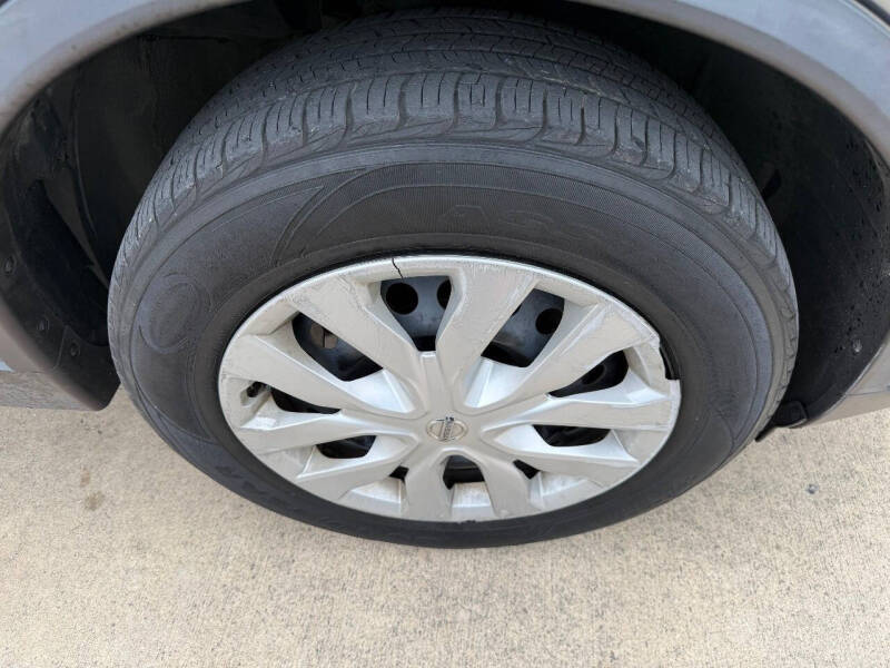 2016 Nissan Rogue S
