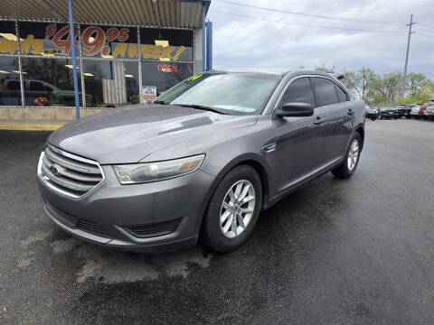 2014 Ford Taurus SE