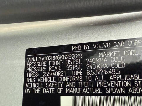 2019 Volvo XC60 T5 R-Design