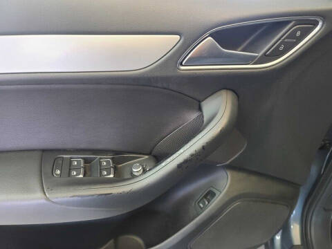 2017 Audi Q3 2.0T Premium