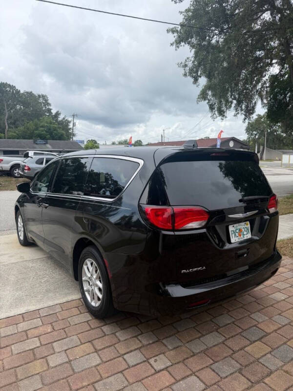 2018 Chrysler Pacifica LX