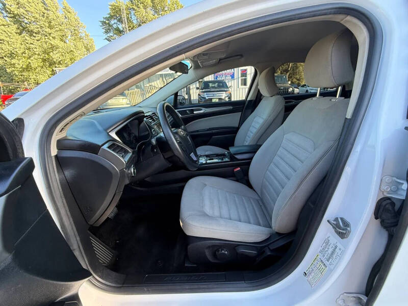 2017 Ford Fusion S