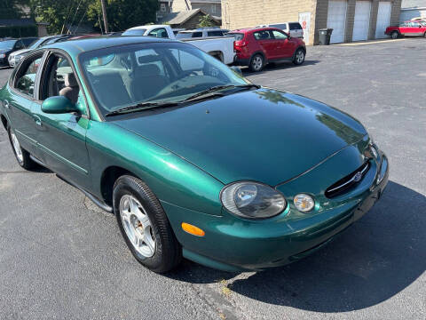 1999 Ford Taurus SE