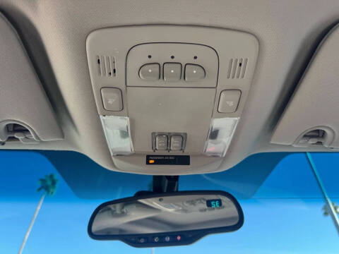 2011 Cadillac DTS Luxury Collection