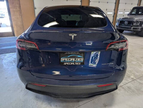 2023 Tesla Model Y Long Range