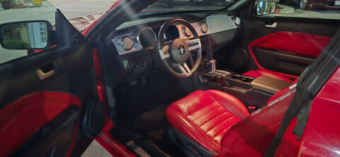 2005 Ford Mustang GT Deluxe