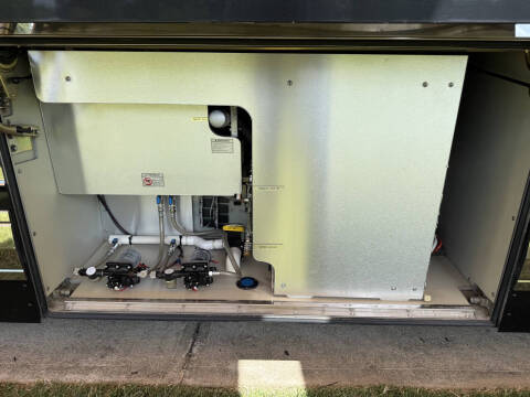 2001 Prevost Marathon