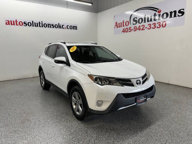 2015 Toyota RAV4 XLE's photo