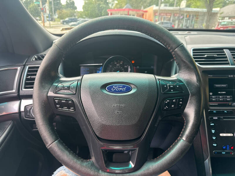 2016 Ford Explorer Sport