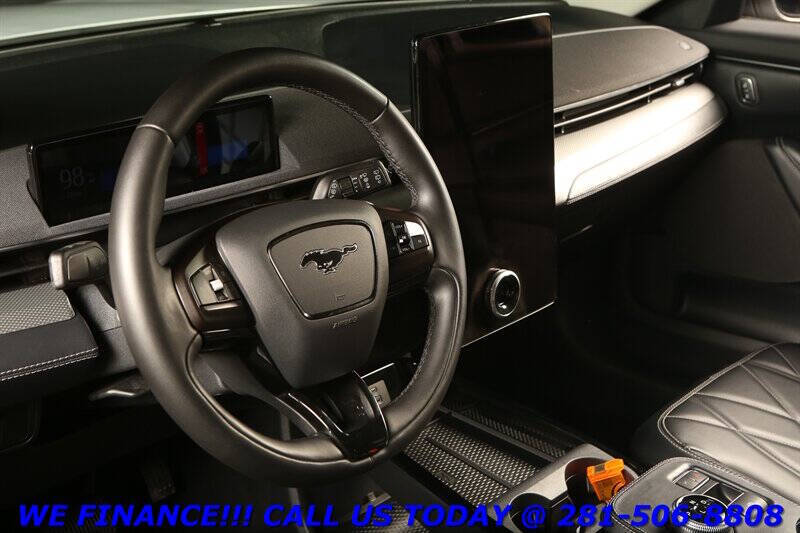 2021 Ford Mustang Mach-E Select