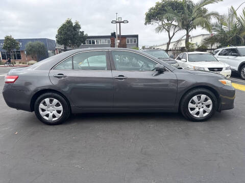 2011 Toyota Camry LE