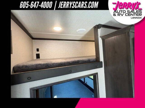 2021 Grand Design RV Momentum