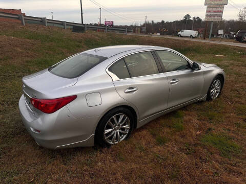 2015 Infiniti Q50 Premium