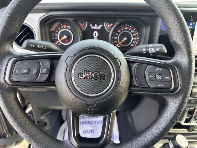 2025 Jeep Gladiator NightHawk