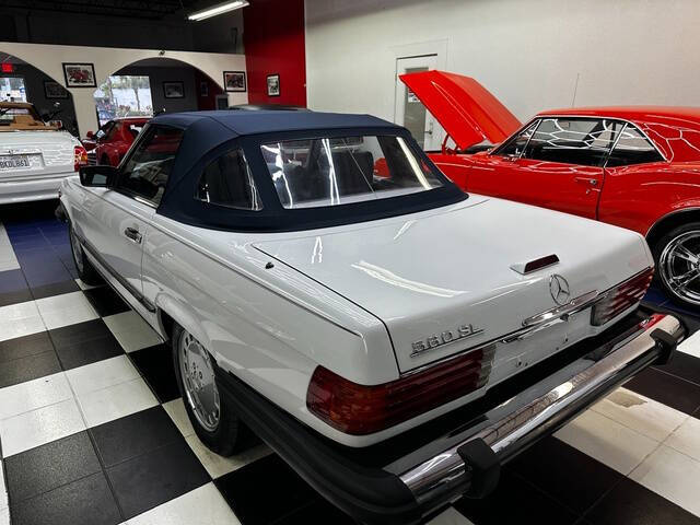 1988 Mercedes-Benz 560-Class 560 SL