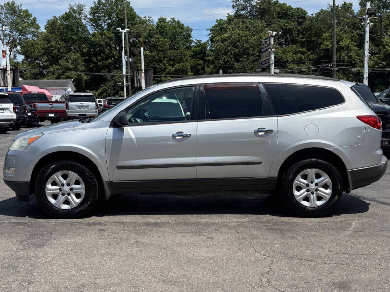 2010 Chevrolet Traverse LS