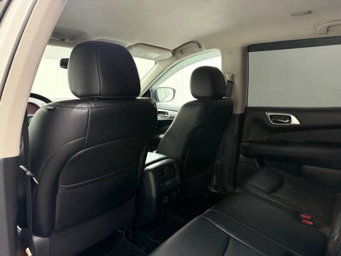 2018 Nissan Pathfinder SL