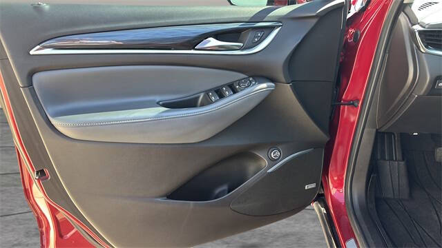 2021 Buick Enclave Essence