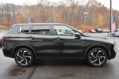 2024 Mitsubishi Outlander