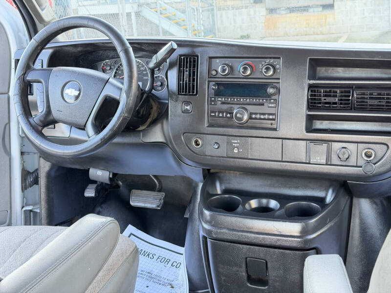 2016 Chevrolet Express 2500